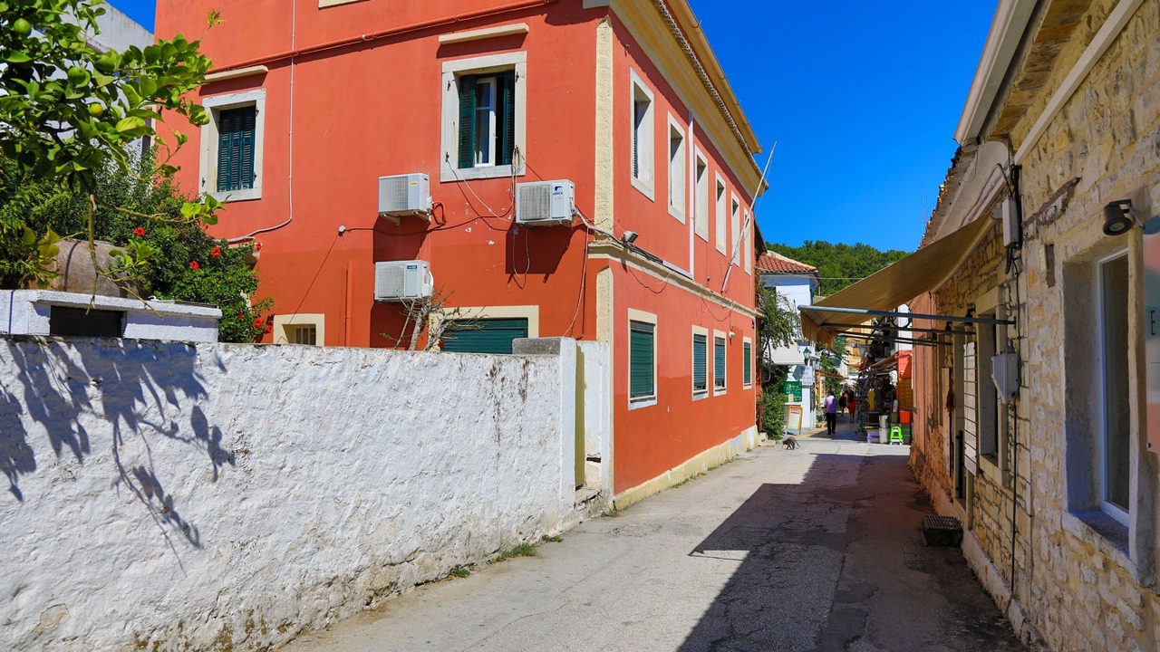 Photo of Others in Gaios