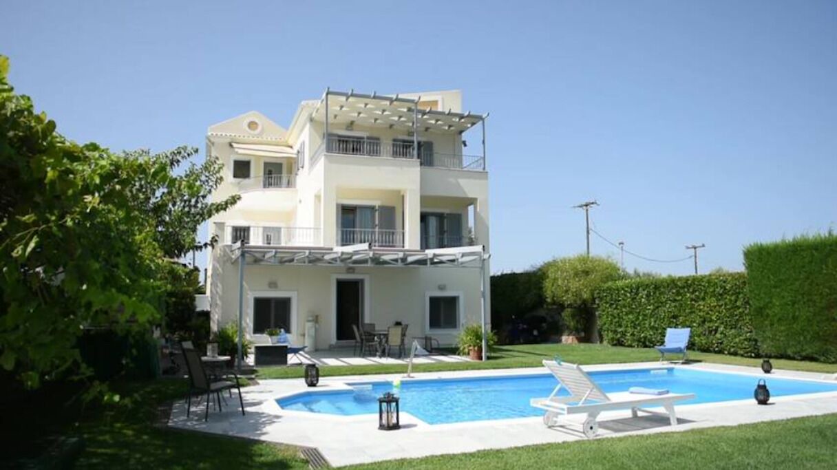 Photo of Outdoor in Agrilos