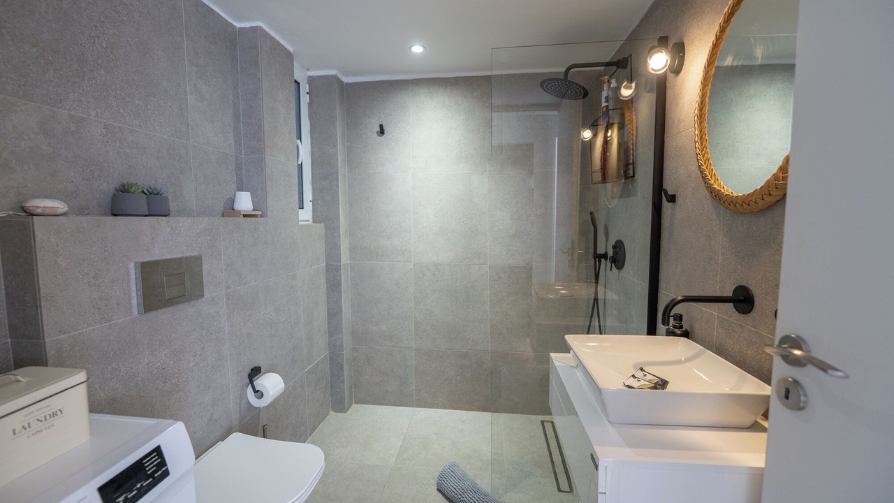 Photo of Bathroom in Loutraki