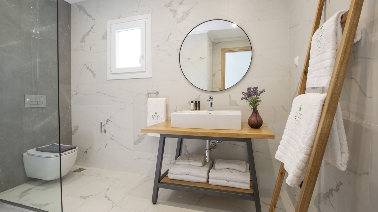 Photo of Bathroom in Apolpaina