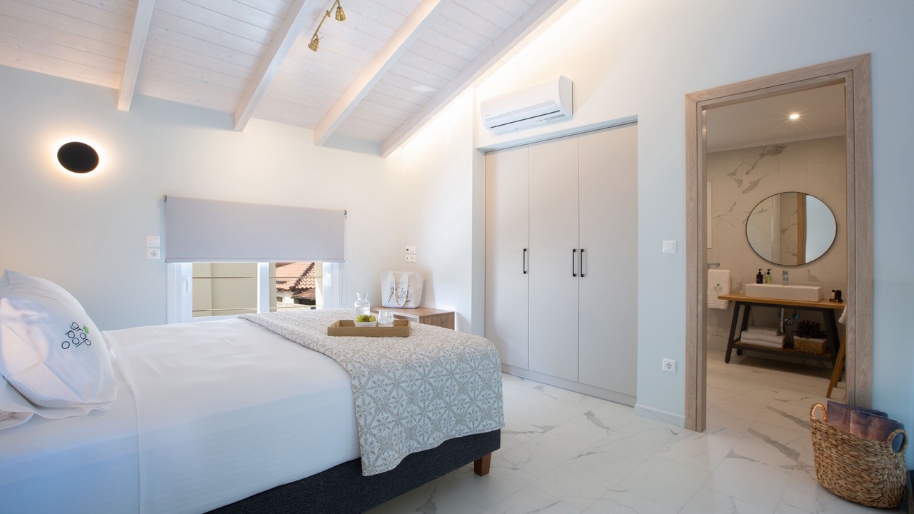 Photo of Bedroom in Apolpaina
