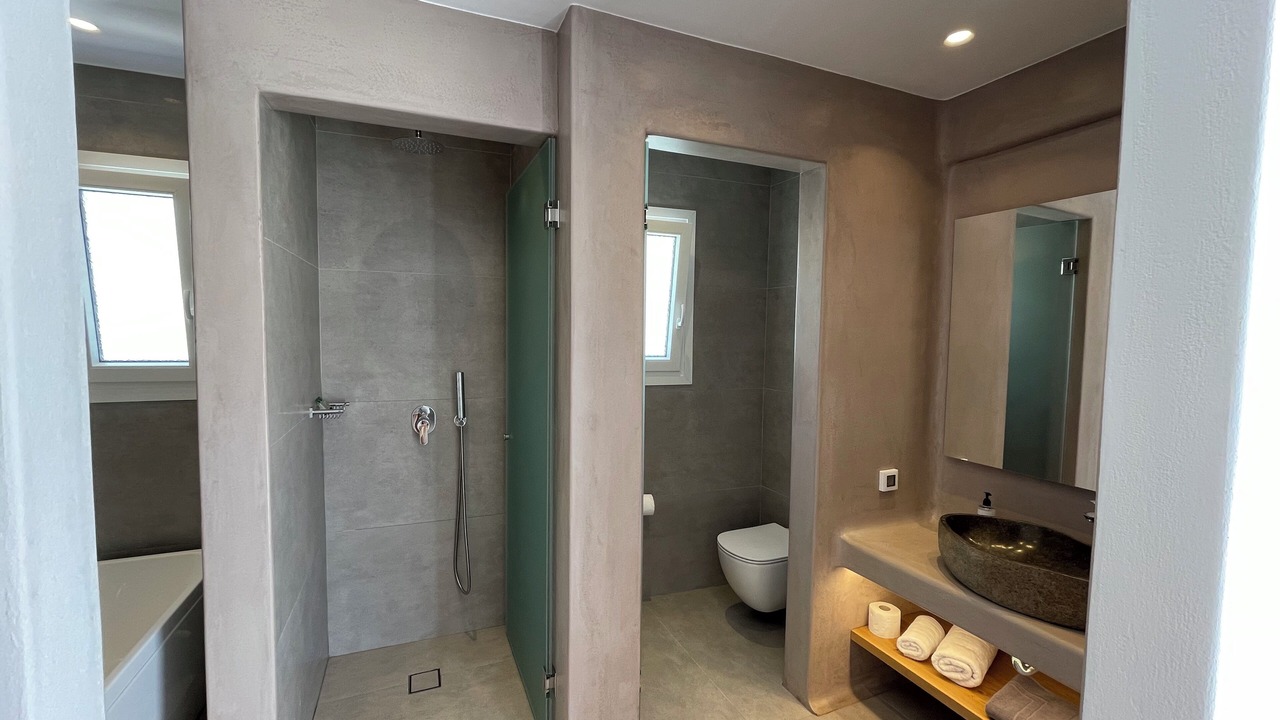 Photo of Bathroom in Platis Gialos