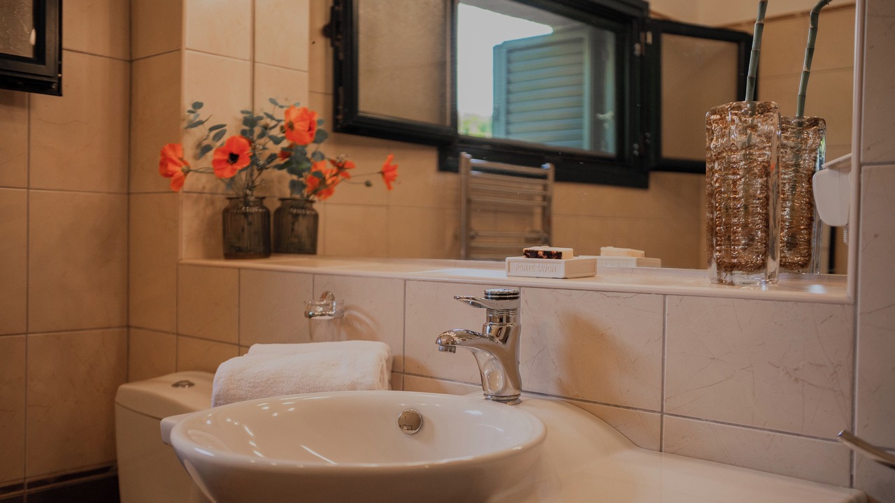 Photo of Bathroom in Lefktron