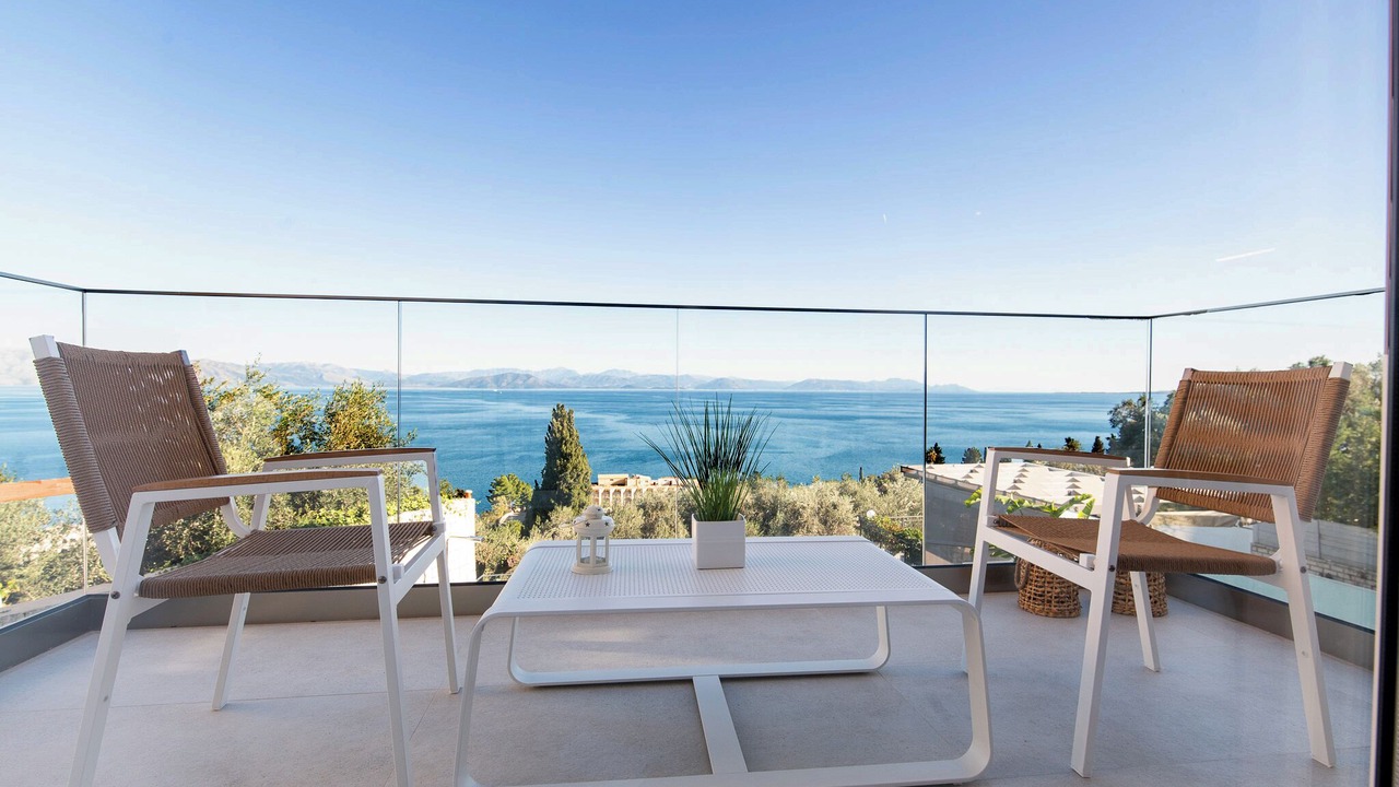 Photo of Patio Balcony in Perama