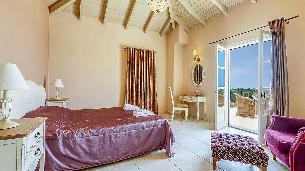 Photo of Bedroom in Antipata