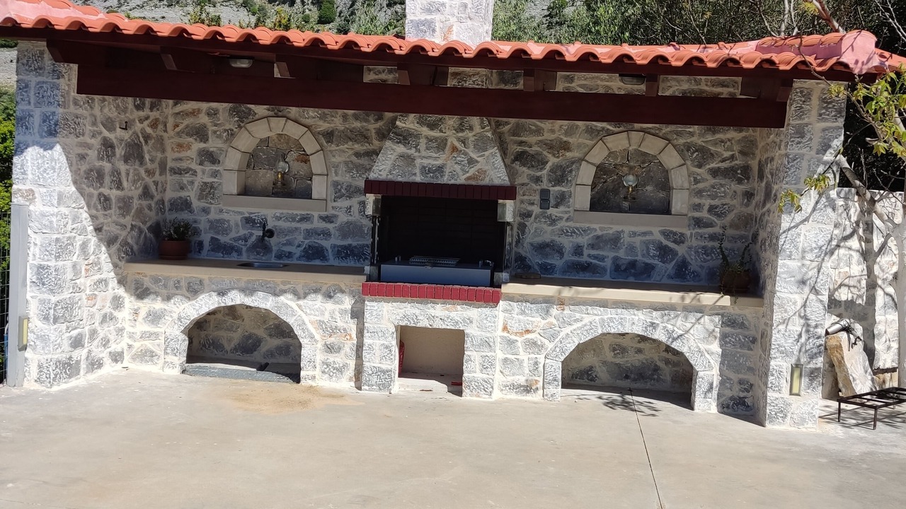 Photo of Outdoor in Asigonia