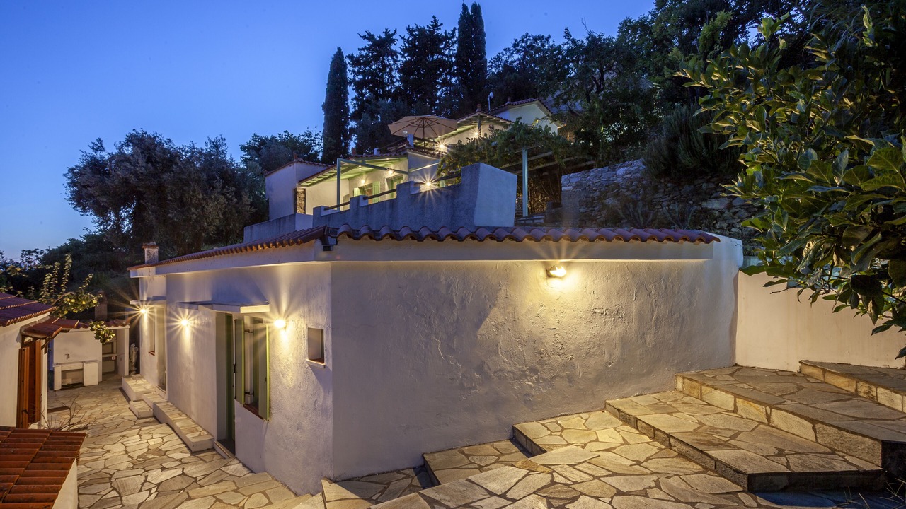 Photo of Outdoor in Glossa