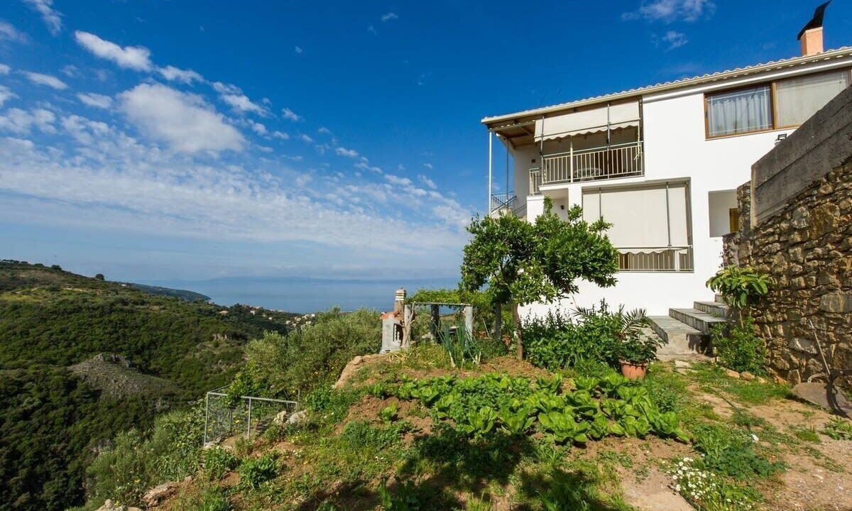 Photo of Outdoor in Megali Mantineia