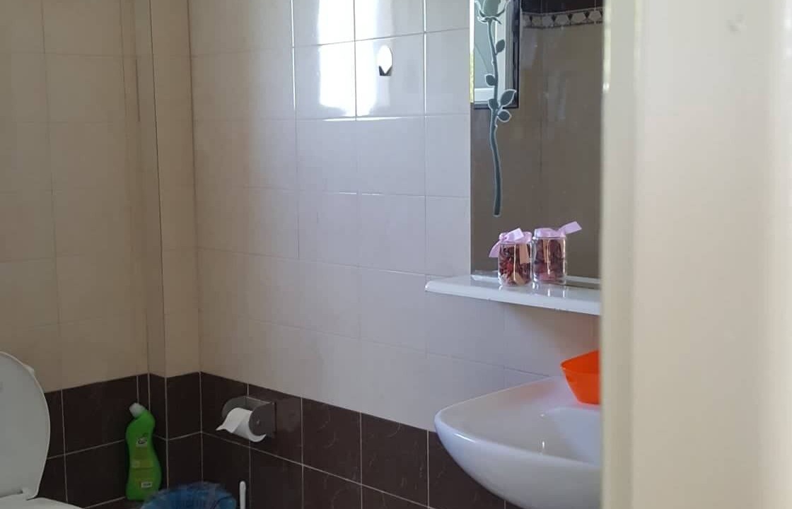 Photo of Bathroom in Katakali