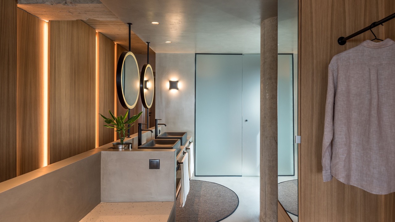 Photo of Bathroom in Alimos