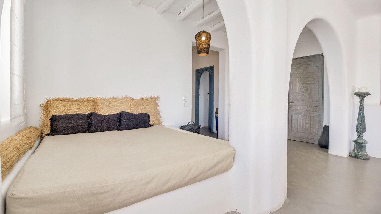 Photo of Bedroom in Faros Armenistis