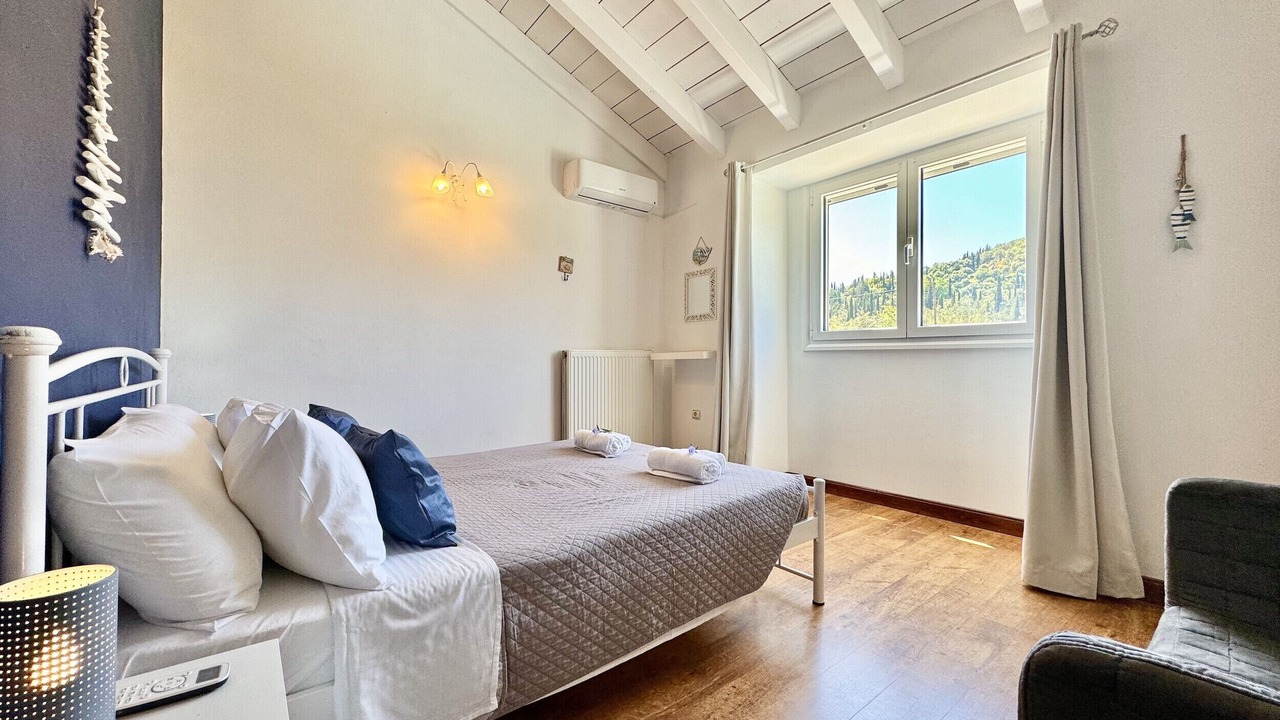 Photo of Bedroom in Velonades