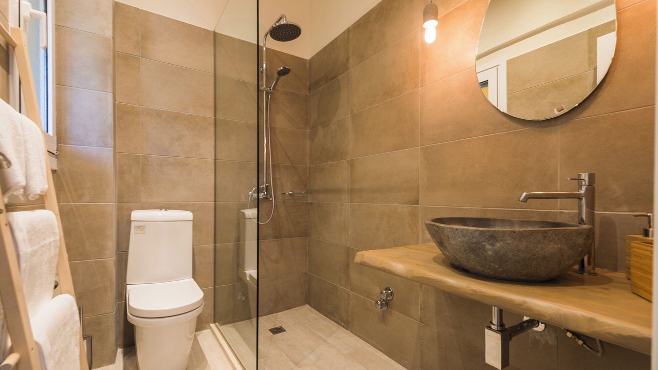 Photo of Bathroom in Gimari