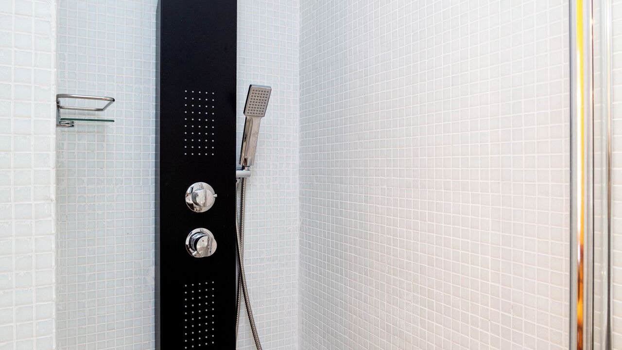 Photo of Bathroom in Omonia