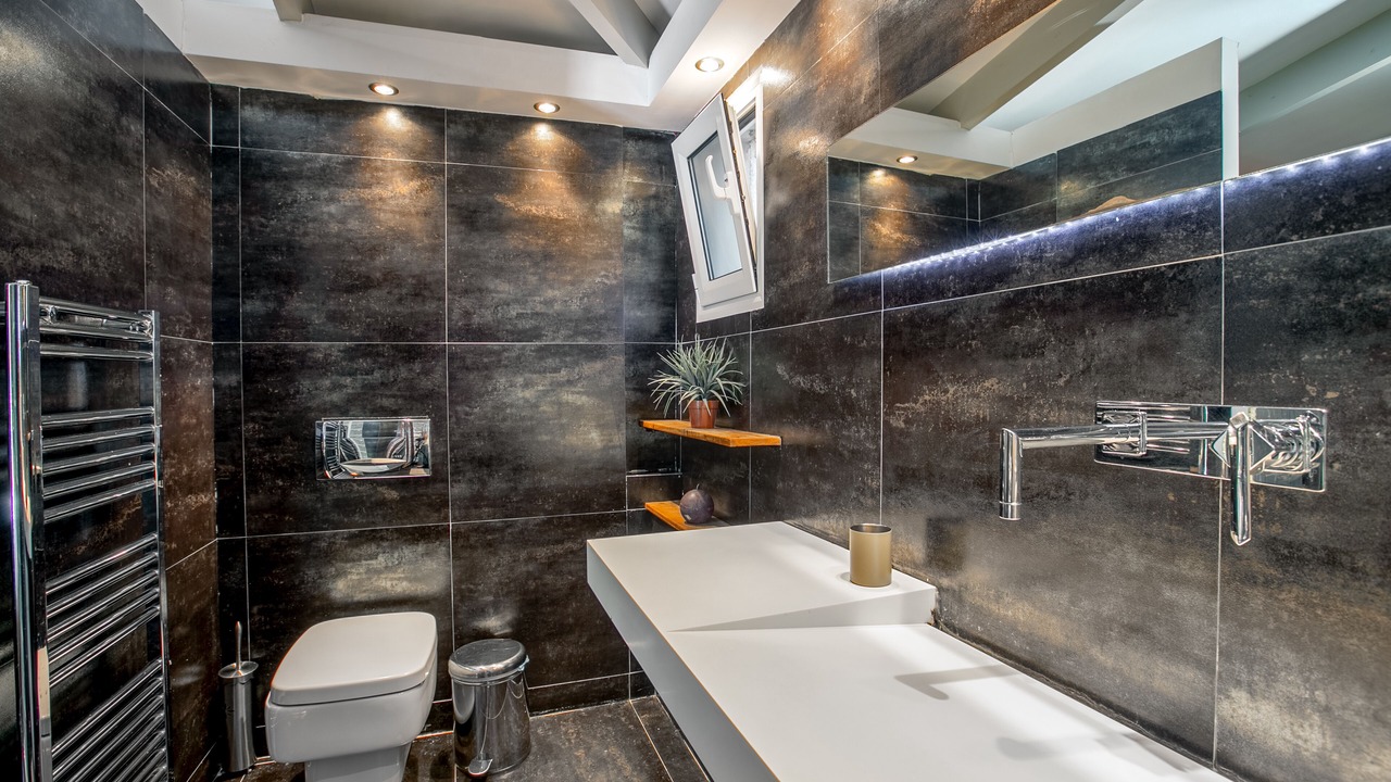 Photo of Bathroom in Kropia