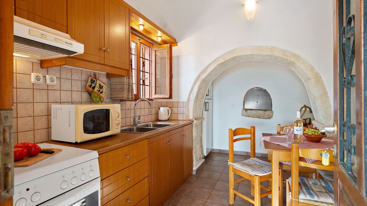 Photo of Kitchen in Megala Chorafia