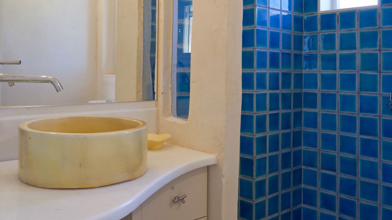 Photo of Bathroom in Kapsalion