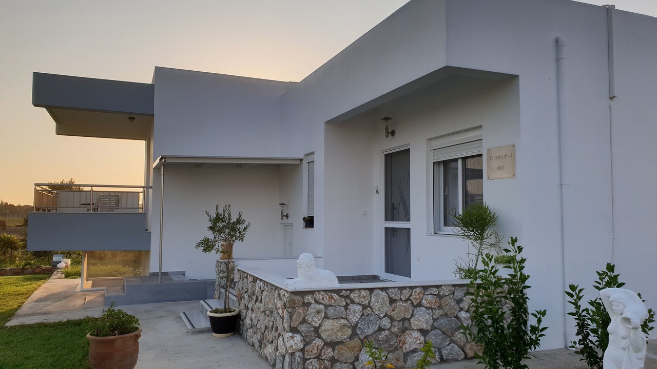 Photo of Outdoor in Tingaki