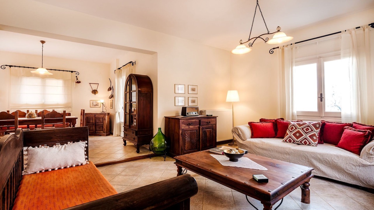 Photo of Livingroom in Petaleia