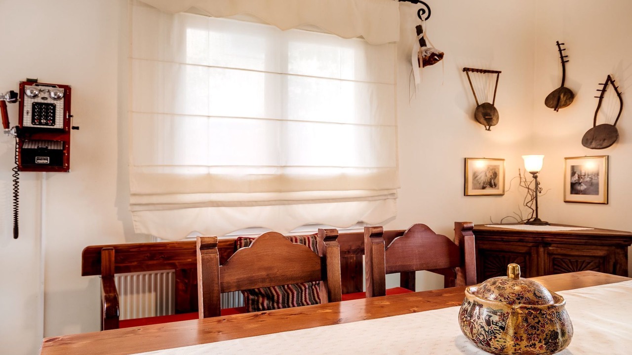 Photo of Livingroom in Petaleia