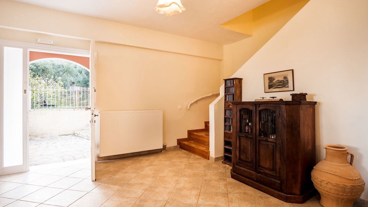 Photo of Bedroom in Petaleia
