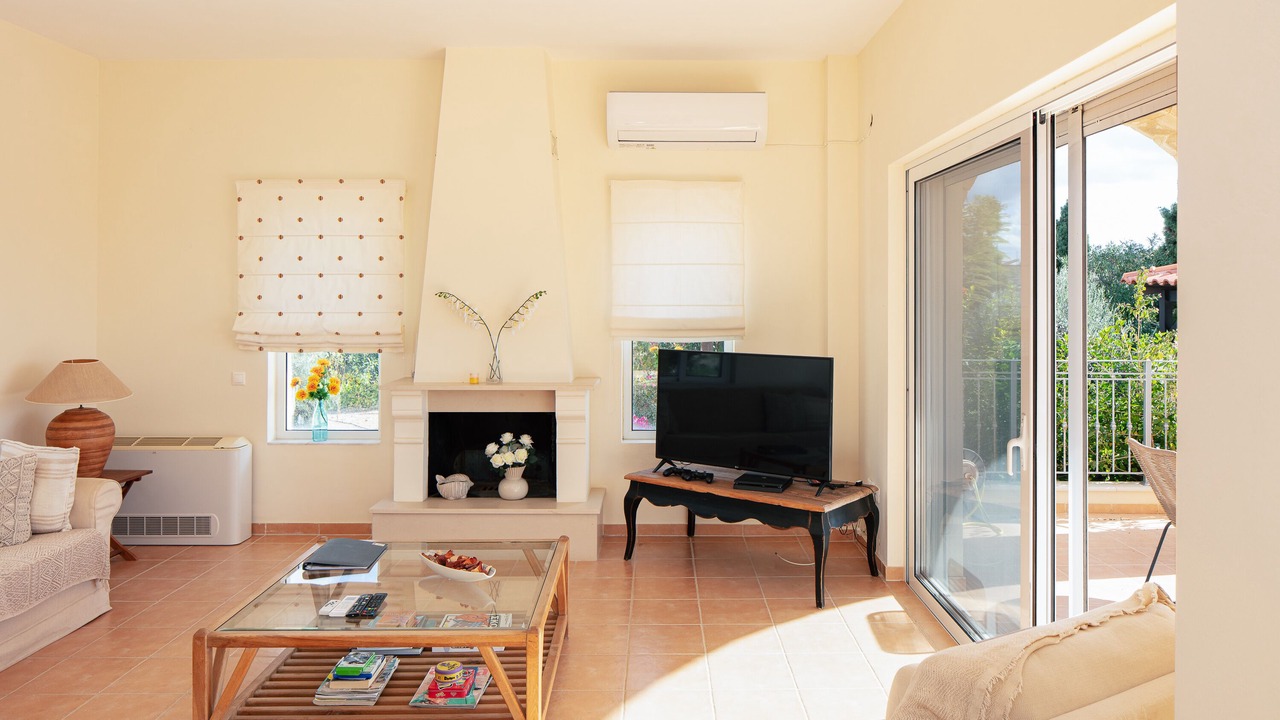 Photo of Livingroom in Tersanas