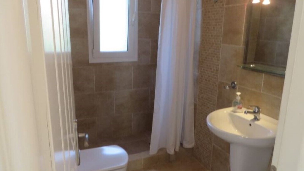 Photo of Bathroom in Kaligata