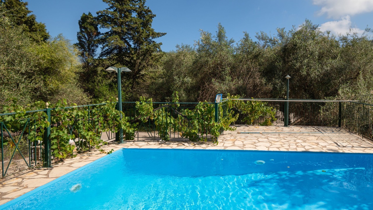 Photo of Outdoor in Koutsi