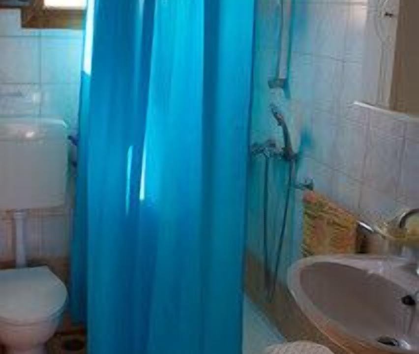 Photo of Bathroom in Drapanos