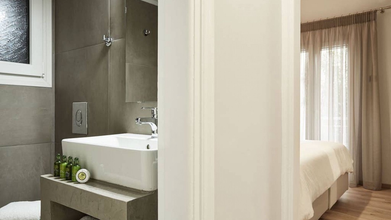 Photo of Bathroom in Ilisia
