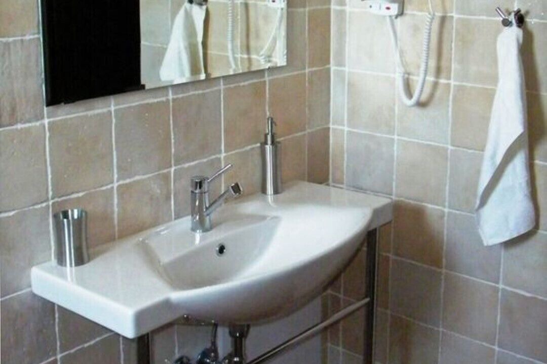 Photo of Bathroom in Lefktron