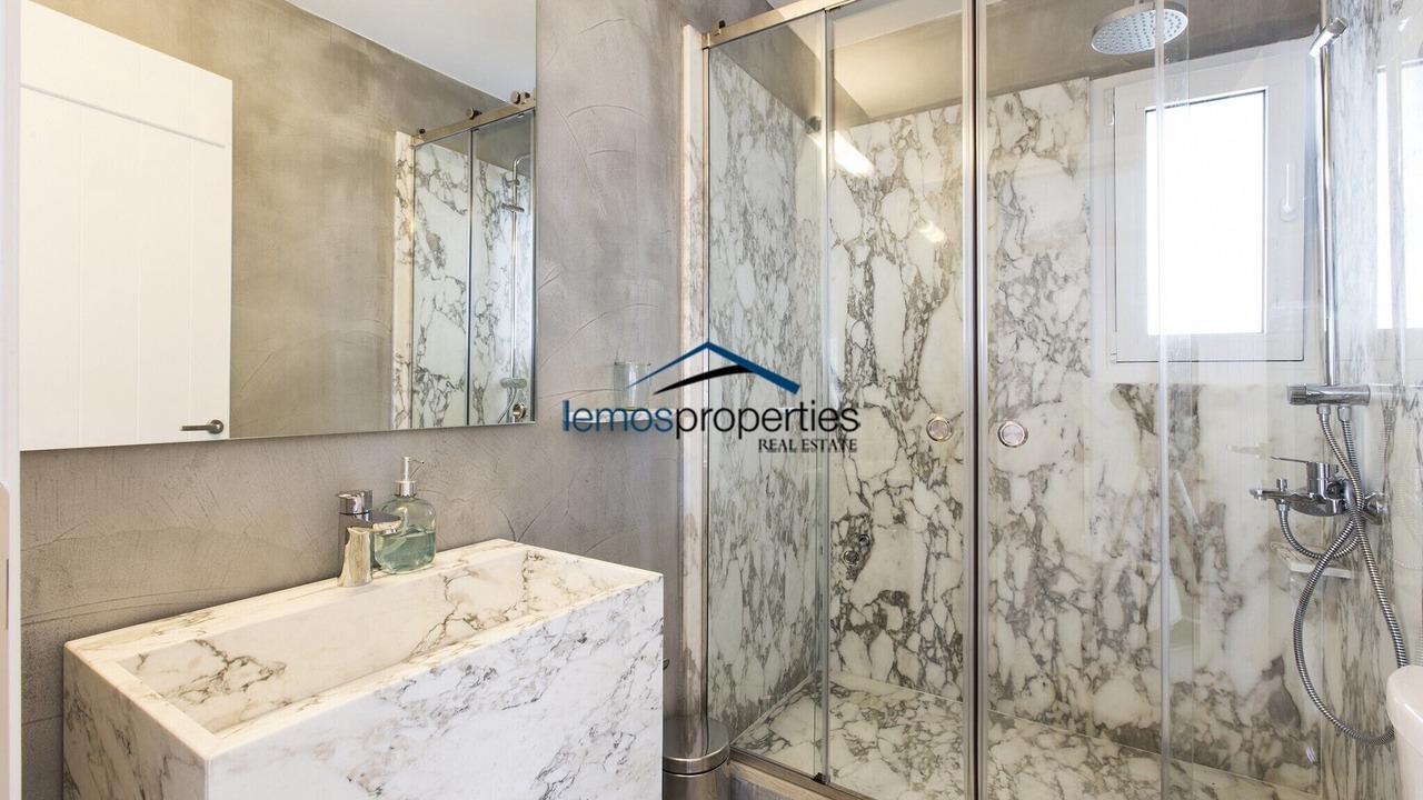 Photo of Bathroom in Koundouros