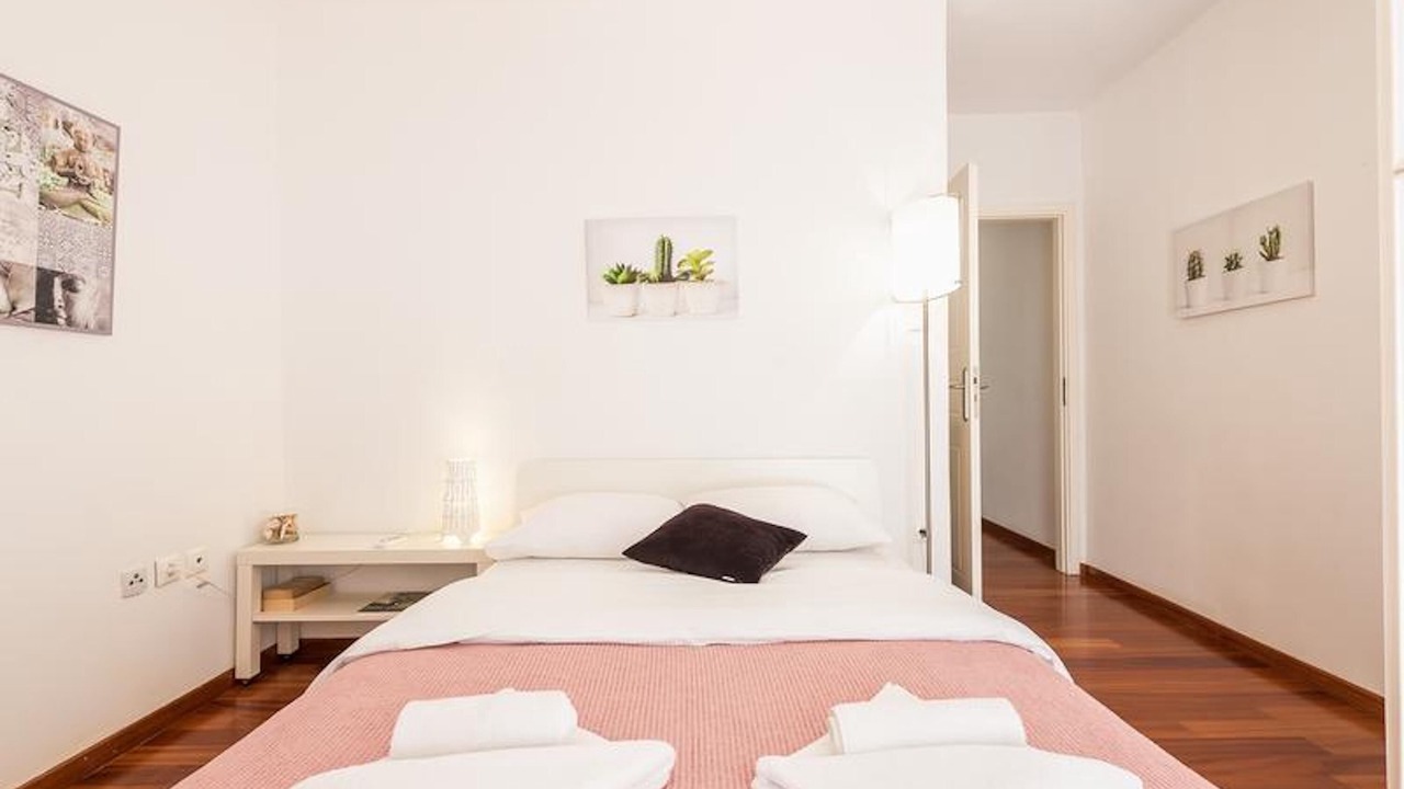 Photo of Bedroom in Alimos