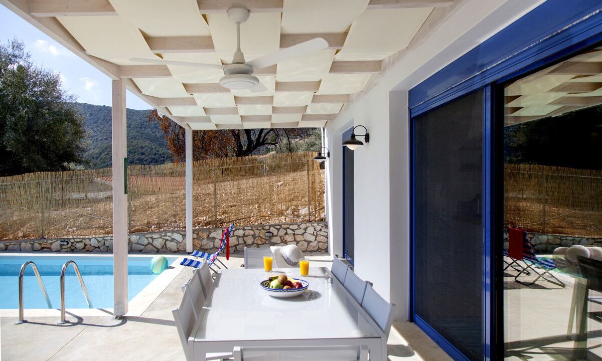 Photo of Outdoor in Mikros Gialos