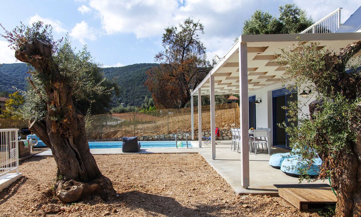 Photo of Outdoor in Mikros Gialos