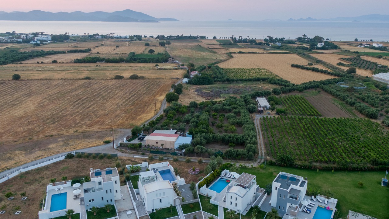Photo of Outdoor in Tingaki