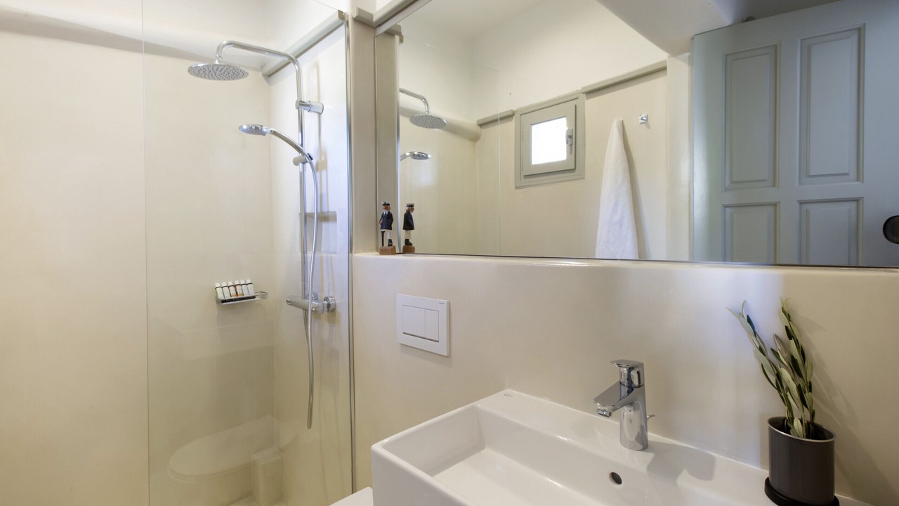 Photo of Bathroom in Paros