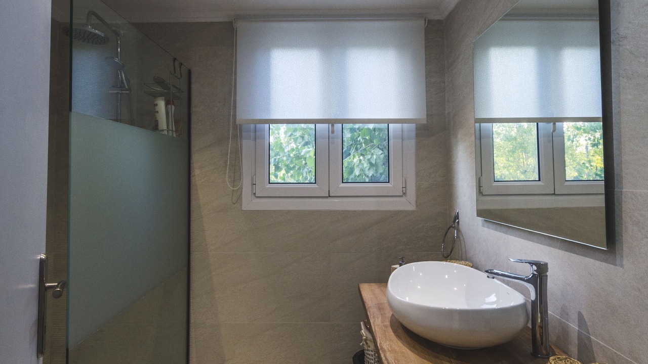 Photo of Bathroom in Molos