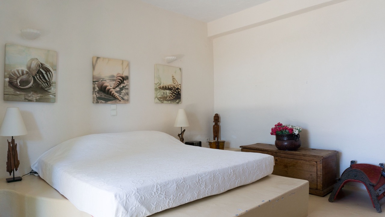 Photo of Bedroom in Koundouros