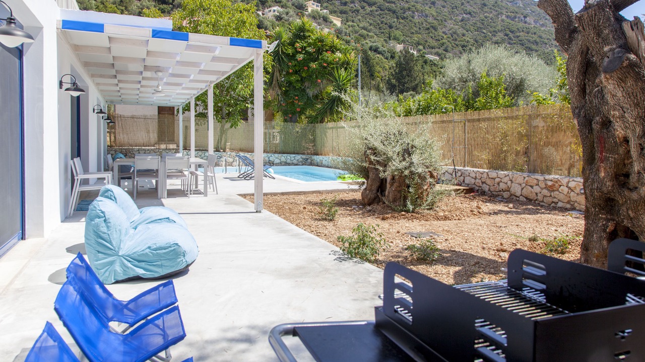 Photo of Outdoor in Mikros Gialos