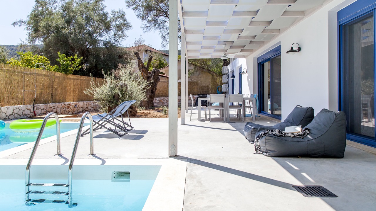 Photo of Outdoor in Mikros Gialos