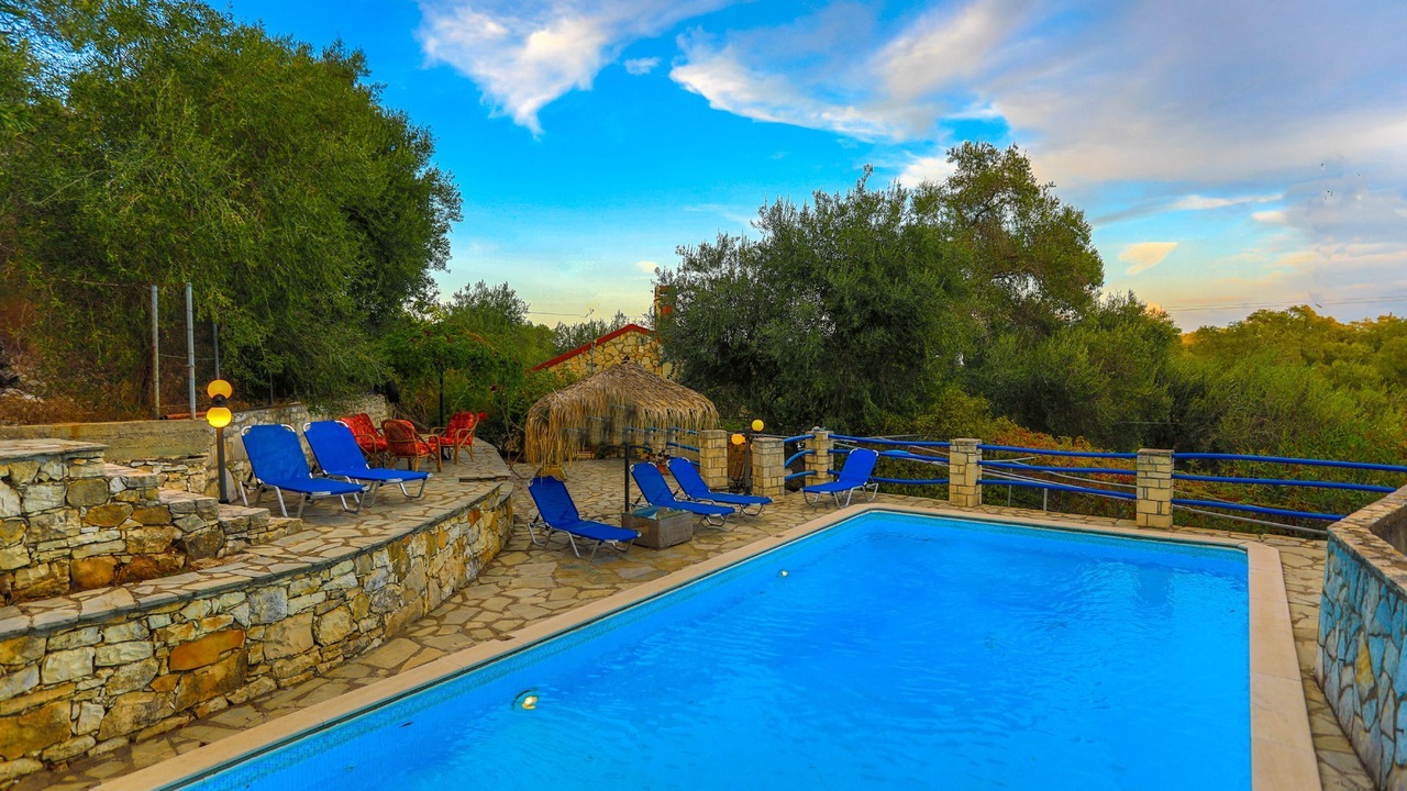 Photo of Outdoor in Mpogdanatika