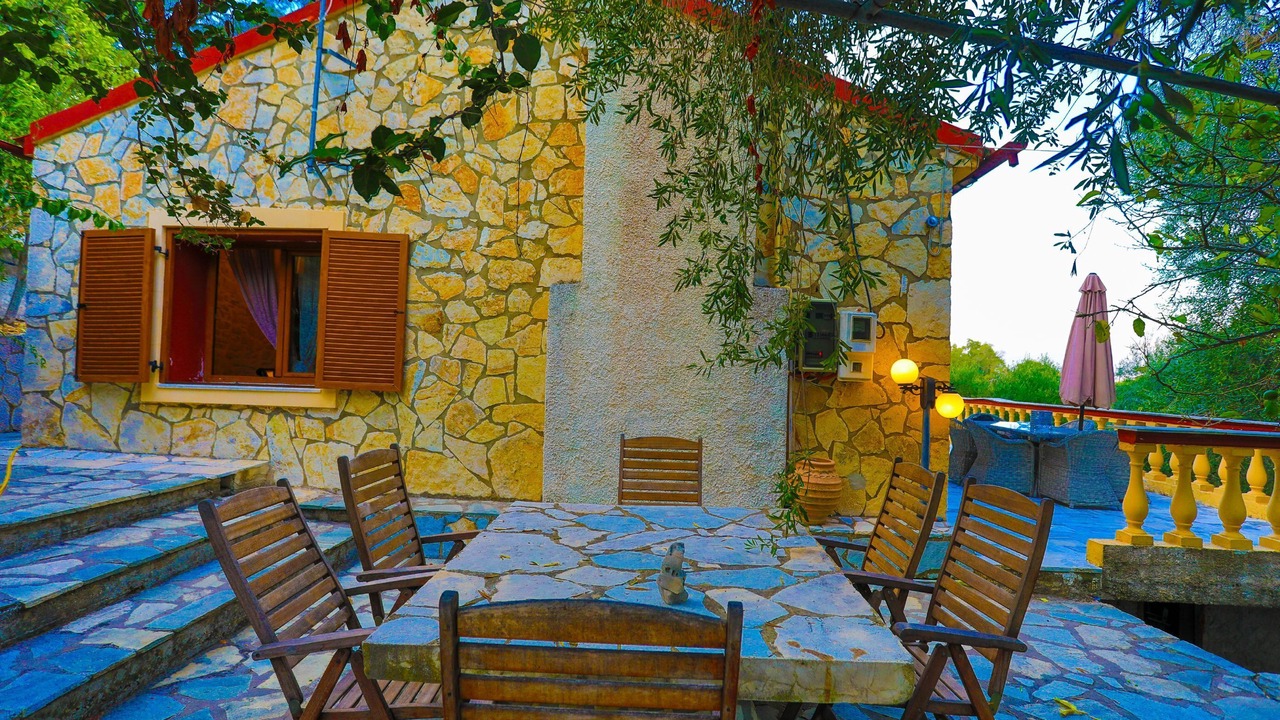 Photo of Outdoor in Mpogdanatika