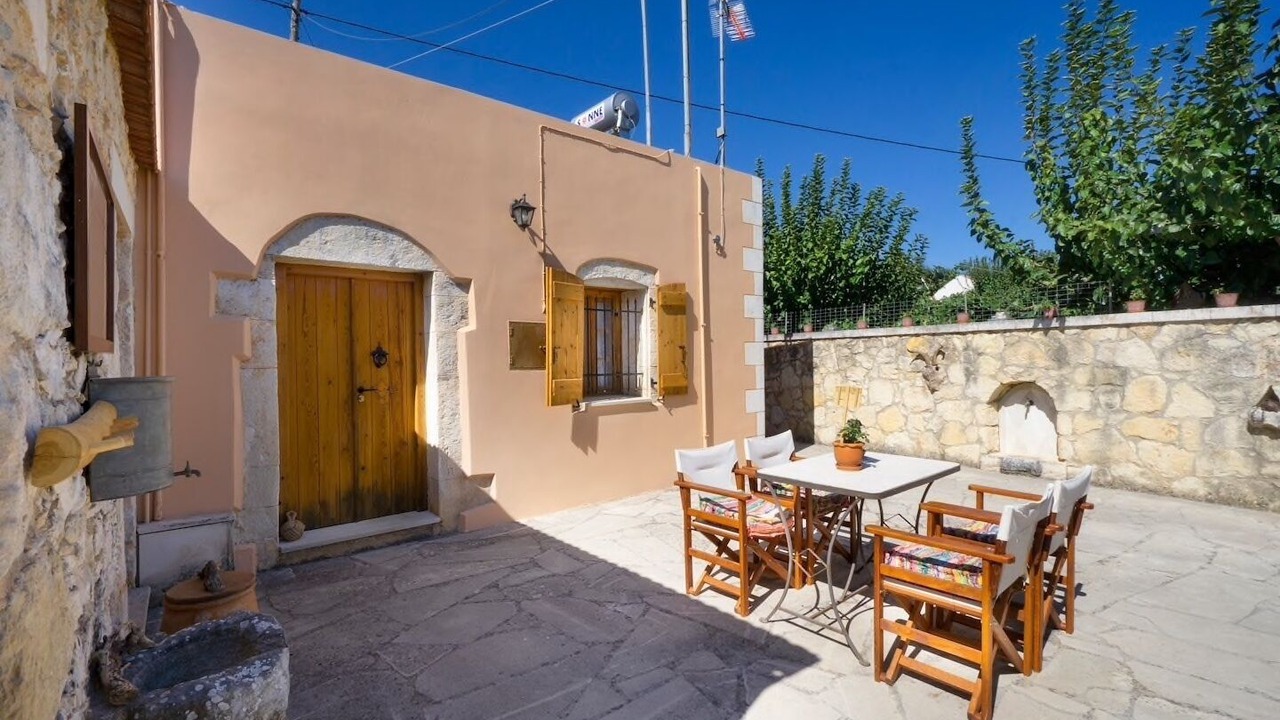 Photo of Outdoor in Makhairoi