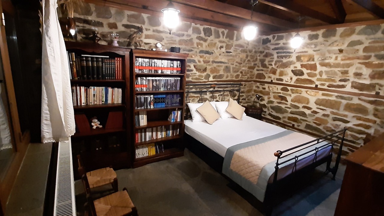Photo of Bedroom in Polygyros
