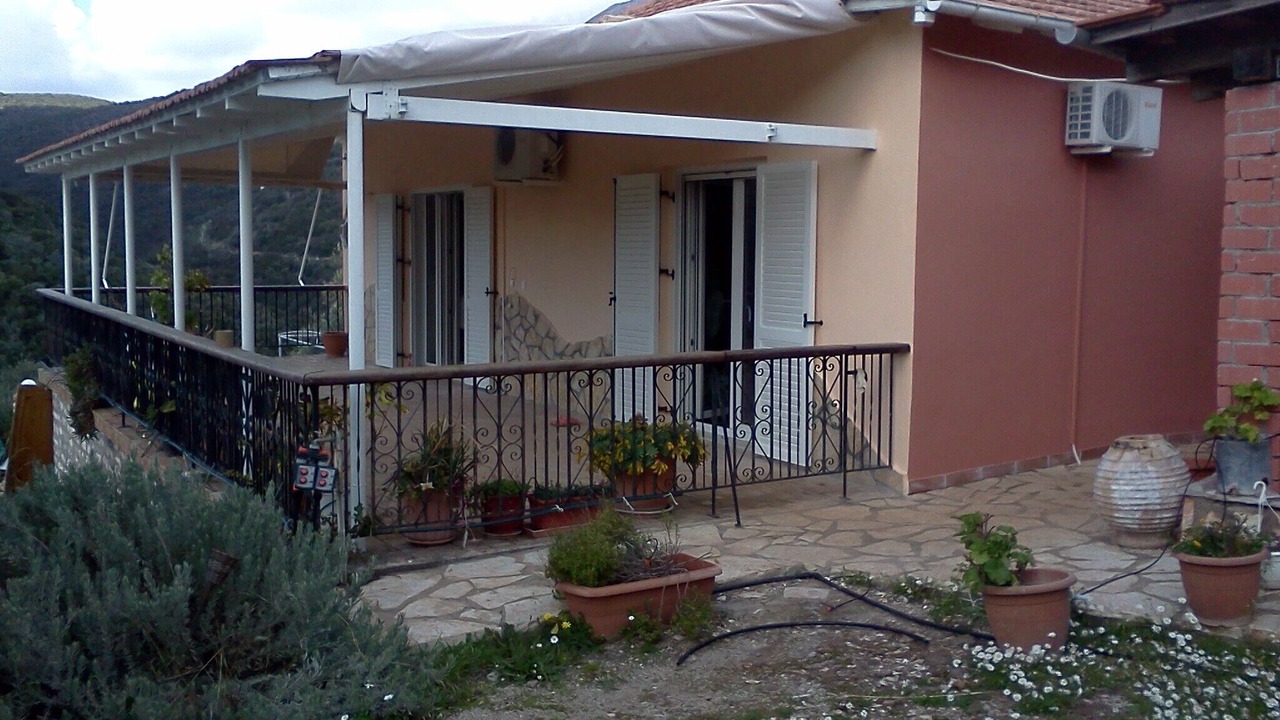 Photo of Outdoor in Mikros Gialos