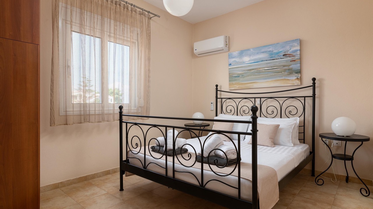 Photo of Bedroom in Kamiros