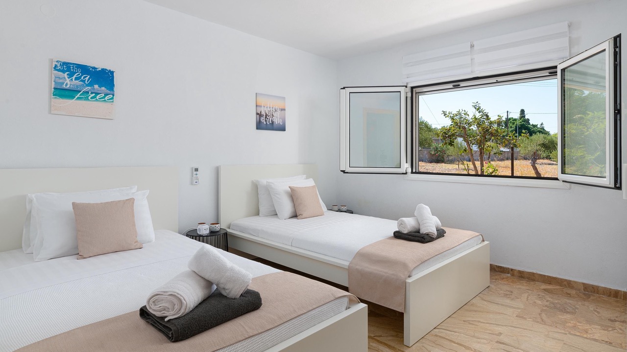 Photo of Bedroom in Kamiros