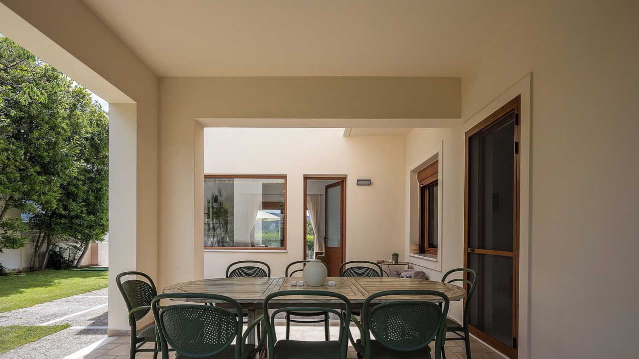 Photo of Outdoor in Monopari