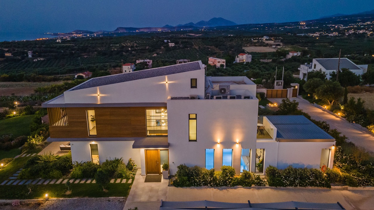 Photo of Outdoor in Adelianos Kampos